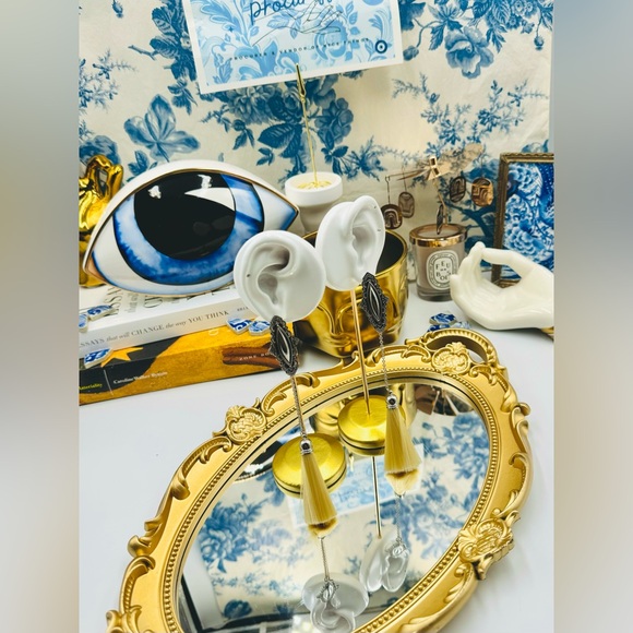 🆕 TOGA PULLA 🧿 NWOT Metal Fringe Earrings - White Fringe - Picture 15 of 15